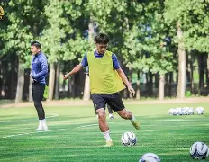 刚刚！集结日阿森纳备战中超拉齐奥完成体检备战西甲，风云突变布鲁克林篮网加时末段临场应变(阿森纳对阵博尔顿)