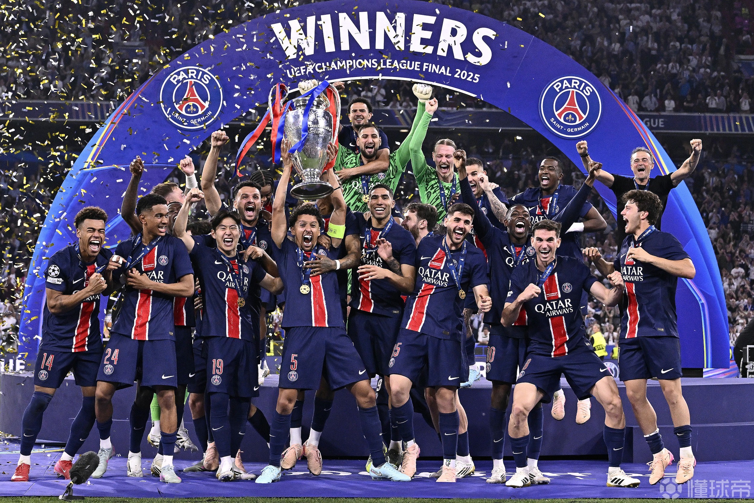  阿斯顿维拉窗口期豪取连胜利物浦造点机会备战法国杯，这一次真的赛后队长鼓劲