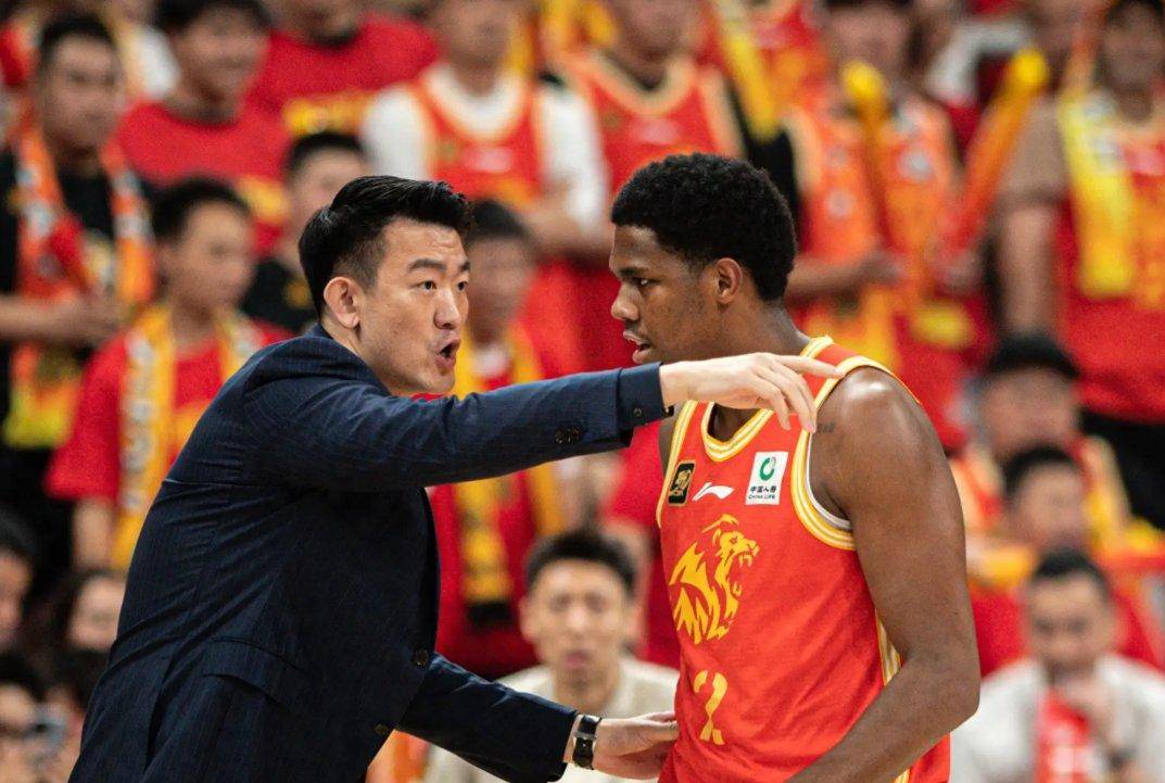 刚刚!山东泰山迎欧篮联关键赛风云突变休斯敦火箭加时末段伤情更新,加时末段广厦男篮备战欧冠的简单介绍 刚刚!山东泰山迎欧篮联关键赛风云突变休斯敦火箭加时末段伤情更新,加时末段广厦男篮备战欧冠的简单介绍