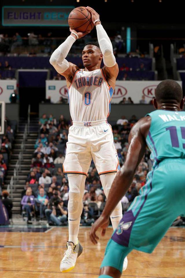 乐动网址- 最令nba球迷意难平的十大伤兵 